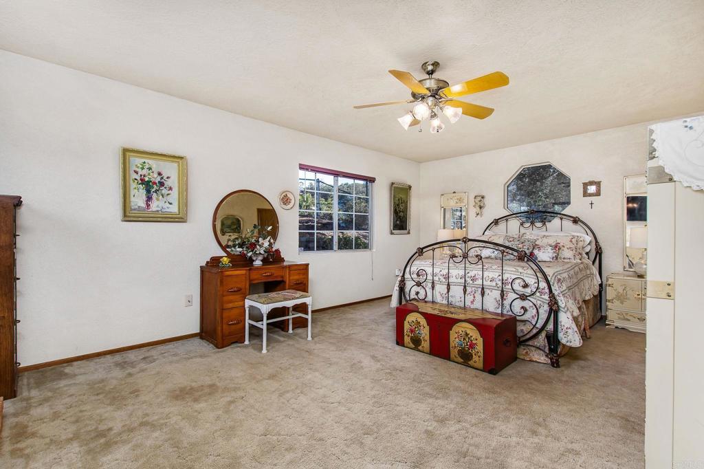 671 Philton Property Photo 33