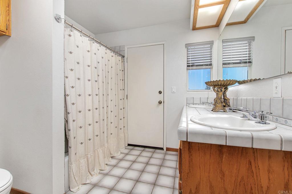 671 Philton Property Photo 35