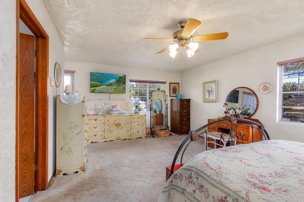 671 Philton Property Photo 37