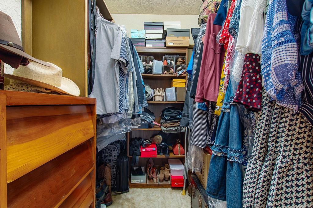 671 Philton Property Photo 38