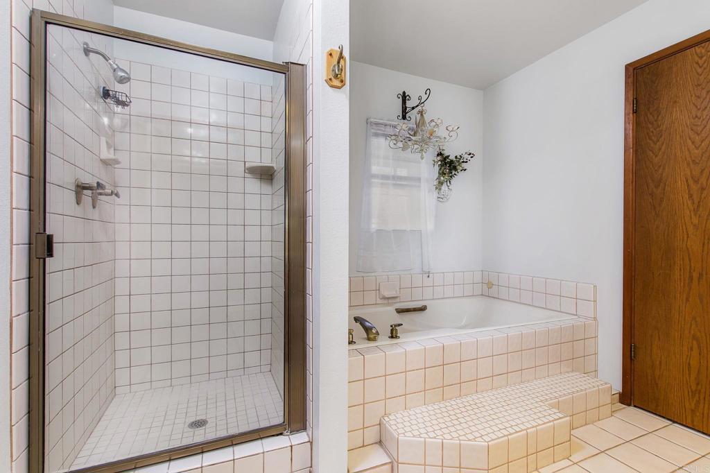 671 Philton Property Photo 40