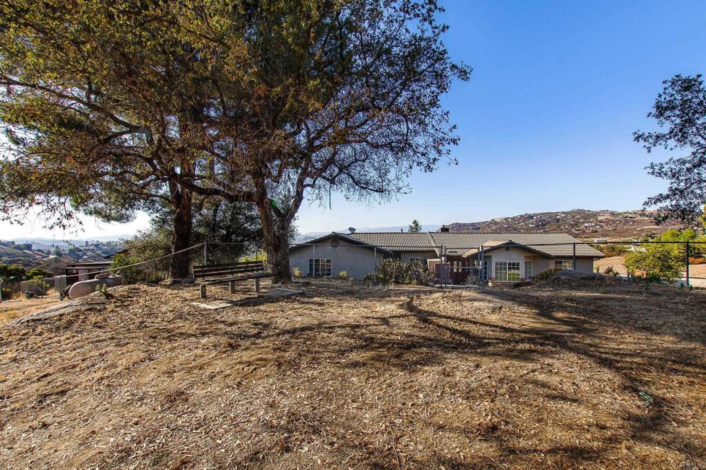 671 Philton Property Photo 44