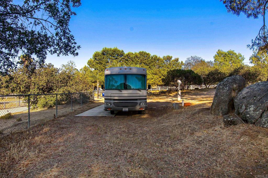 671 Philton Property Photo 45