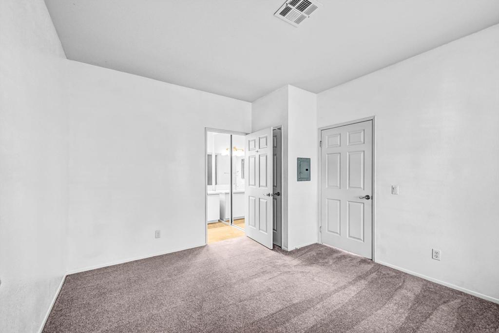 10915 Sabre Hill 364 Property Photo 16