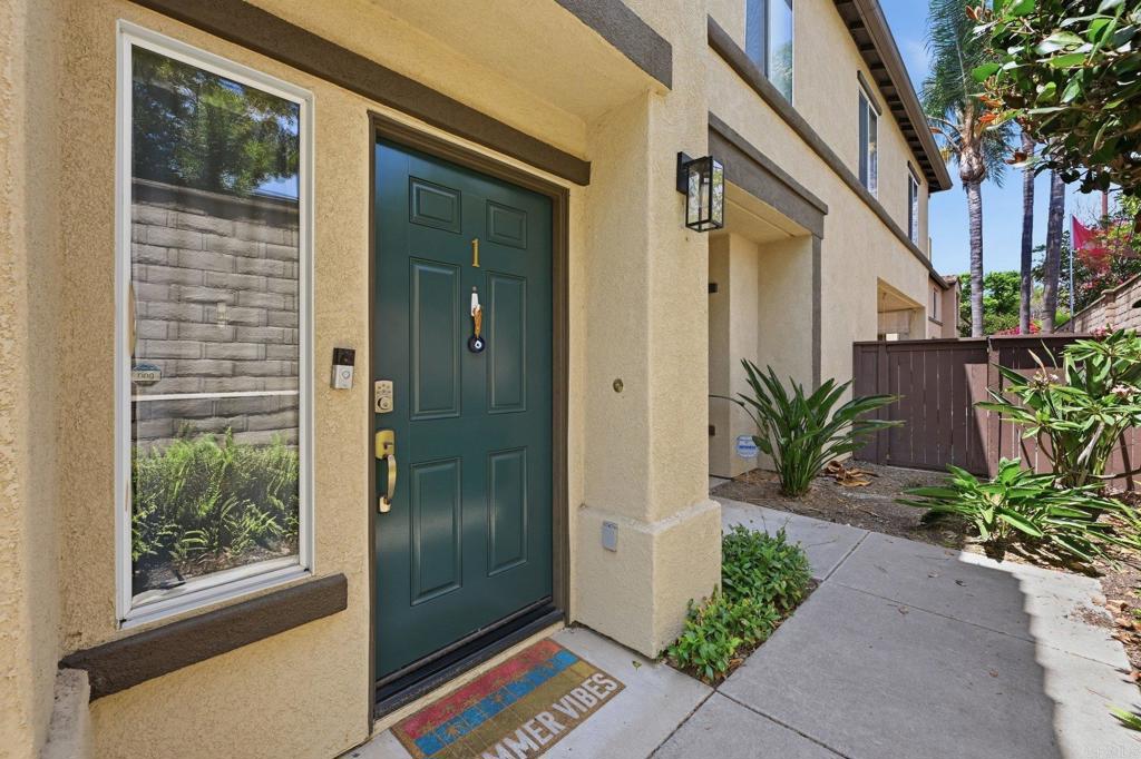 638 Sumner Way 1 Property Photo 2