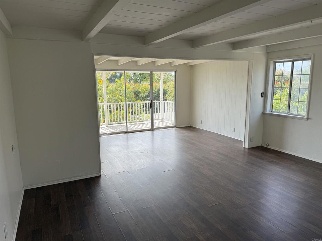 534 Ocean View Avenue Property Photo 5