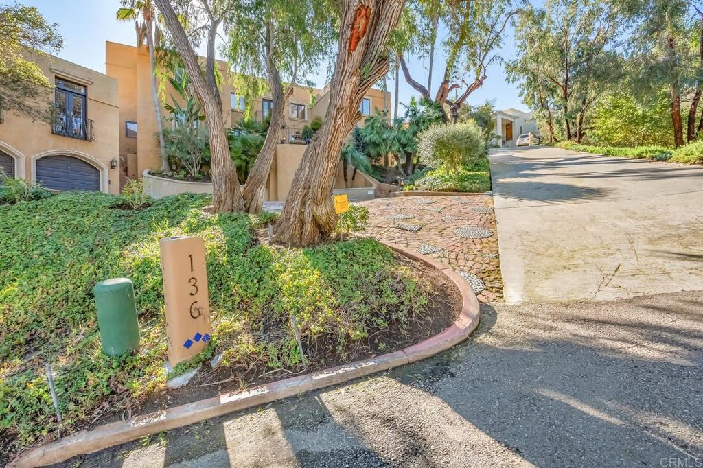 136 Hummingbird Property Photo 2