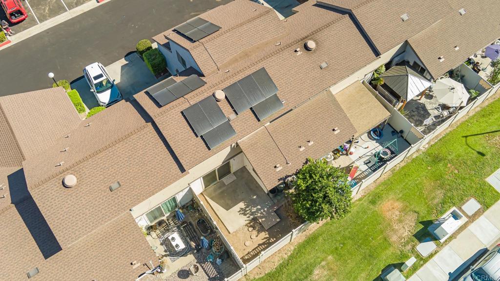 239 Eveningside Property Photo 3