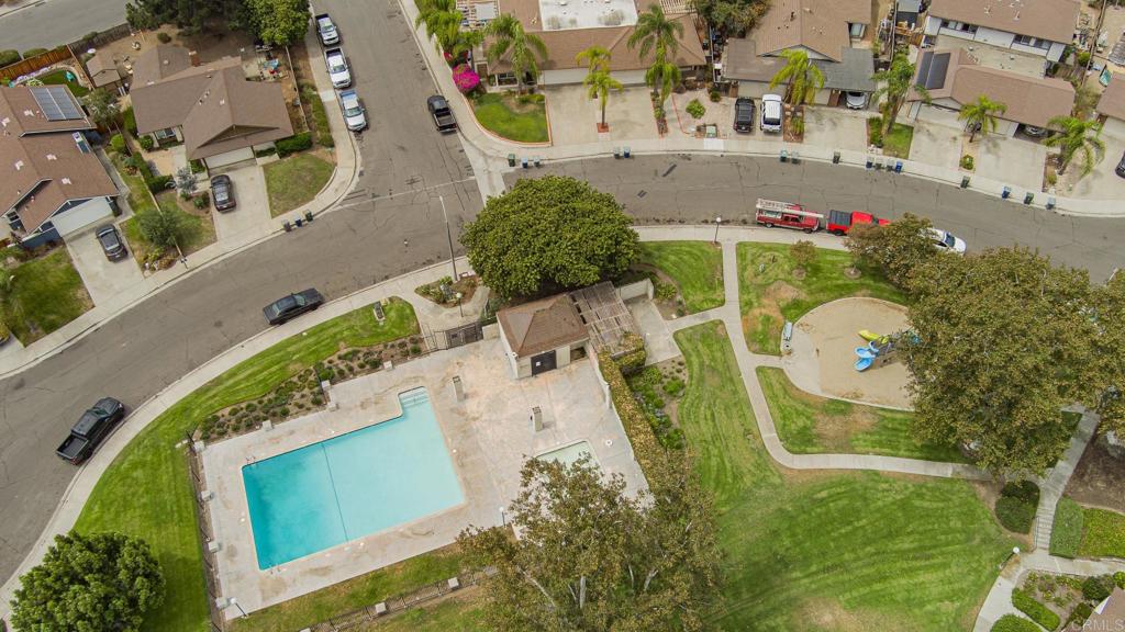 239 Eveningside Property Photo 4