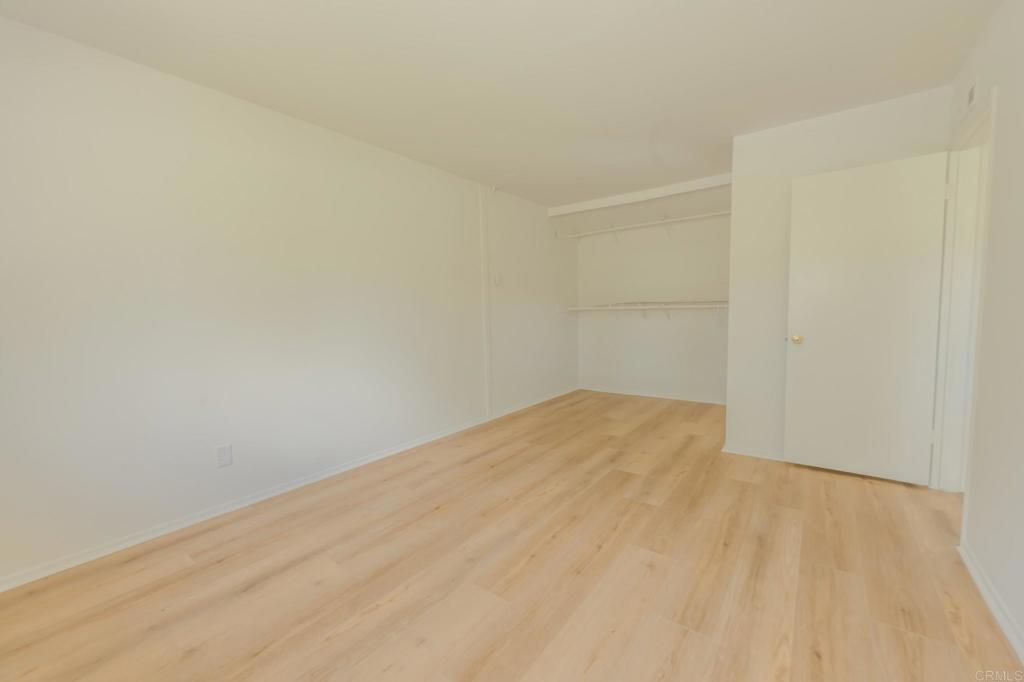 239 Eveningside Property Photo 16