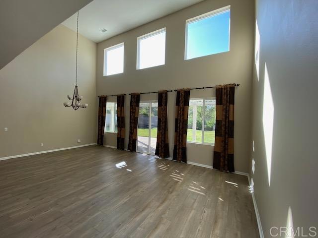 2332 Douglaston Property Photo 7