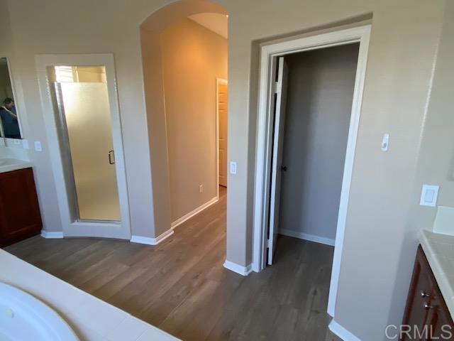 2332 Douglaston Property Photo 17