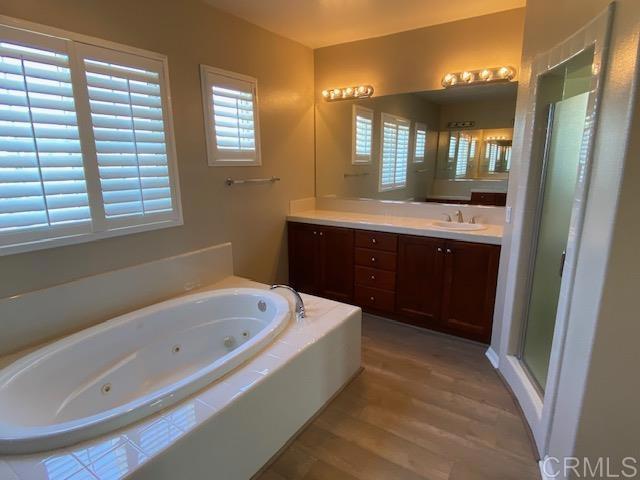 2332 Douglaston Property Photo 19