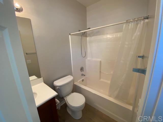 2332 Douglaston Property Photo 23