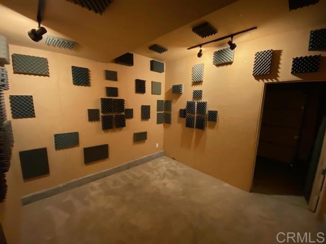 2332 Douglaston Property Photo 24