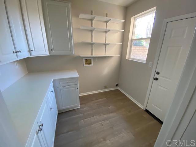 2332 Douglaston Property Photo 28