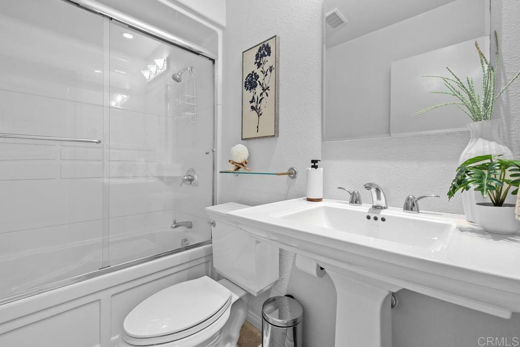 3525 Lebon Dr. 307 Property Photo 18