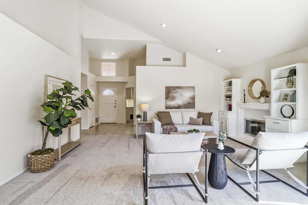 1260 Via Portofino Property Photo 14