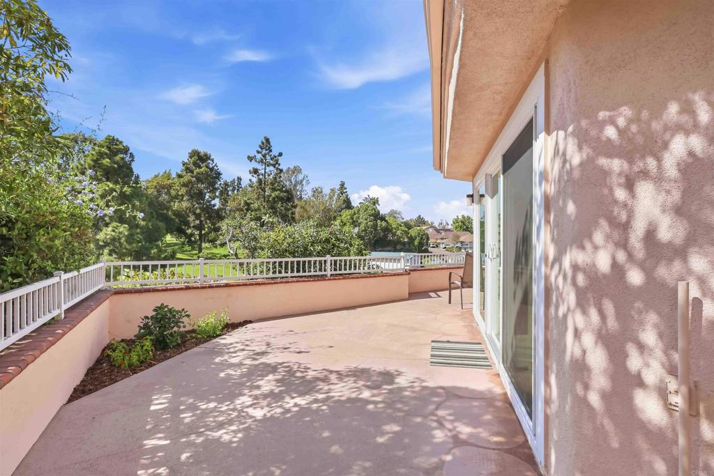 1260 Via Portofino Property Photo 46