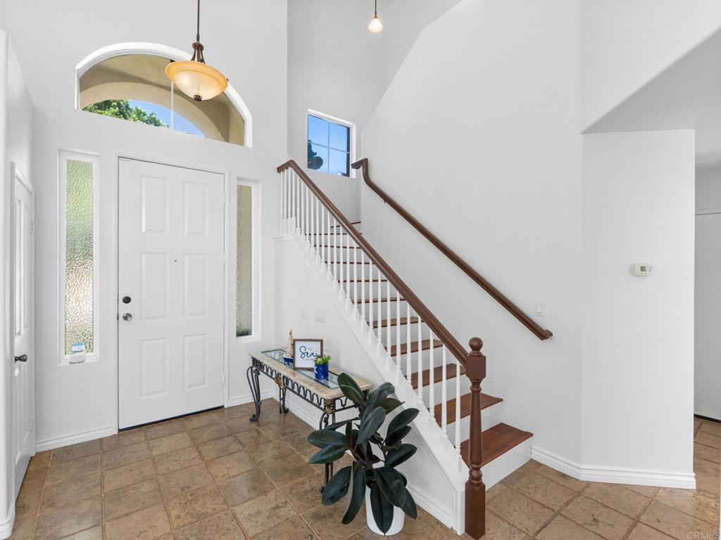 4555 Avenida Manessa Property Photo 8