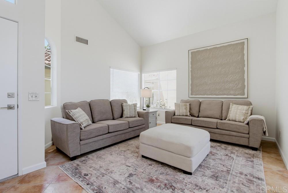 3444 Meadow View Drive Property Photo 8