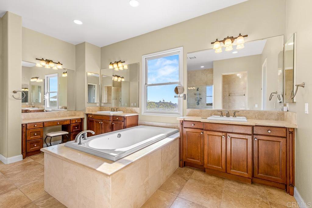 29472 Welk Highland Dr. Property Photo 12