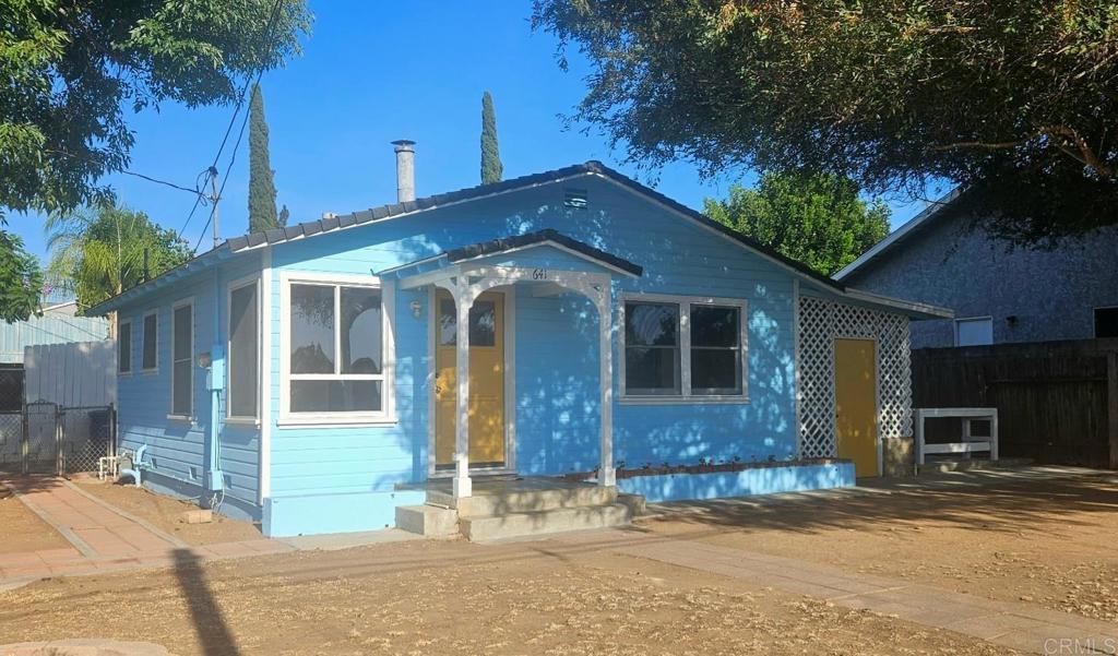 641 N Main Avenue Property Photo 1