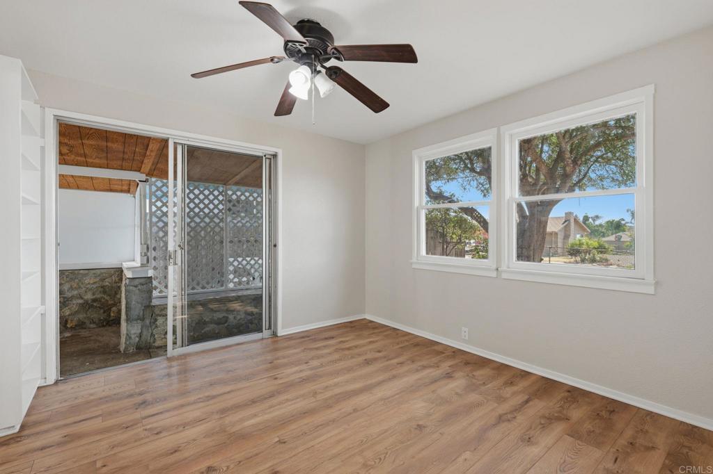 641 N Main Avenue Property Photo 15
