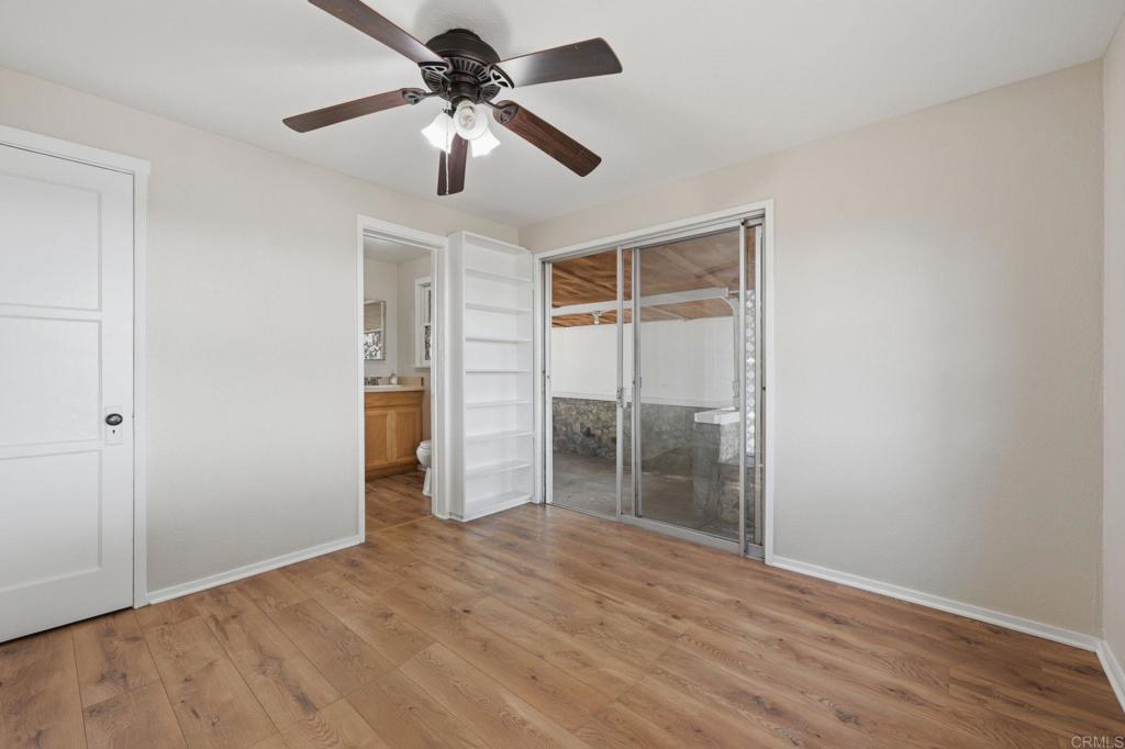 641 N Main Avenue Property Photo 16