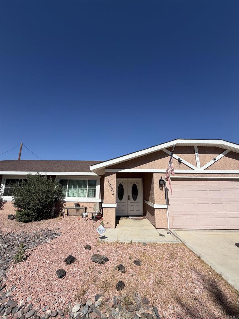 11852 Jamacha Rd Property Photo 2