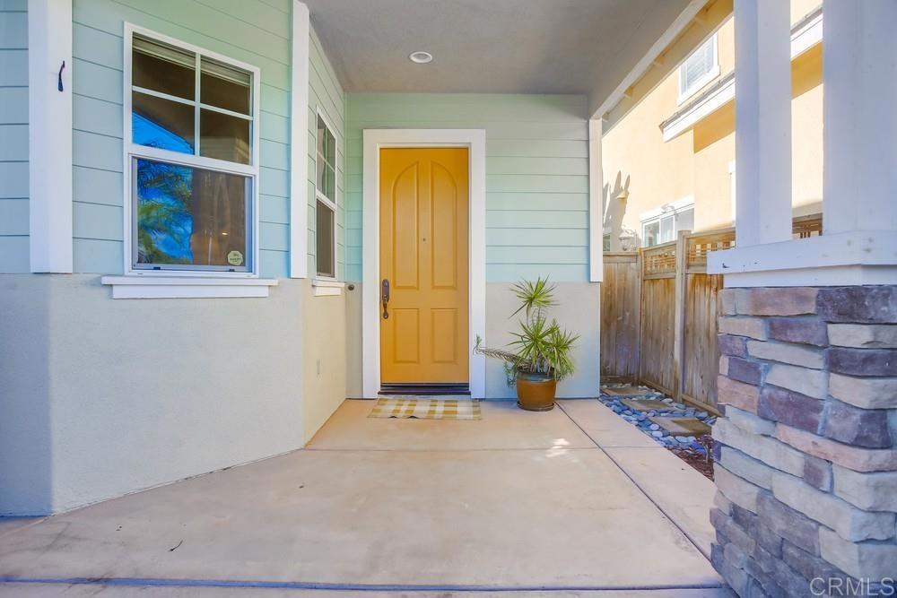 421 N Cedros Ave Property Photo 6