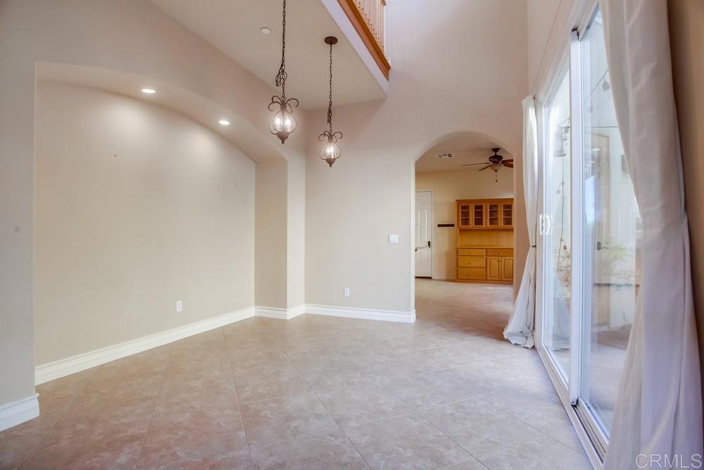 421 N Cedros Ave Property Photo 12
