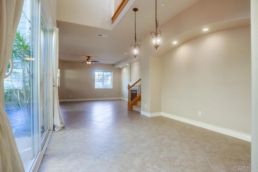 421 N Cedros Ave Property Photo 14