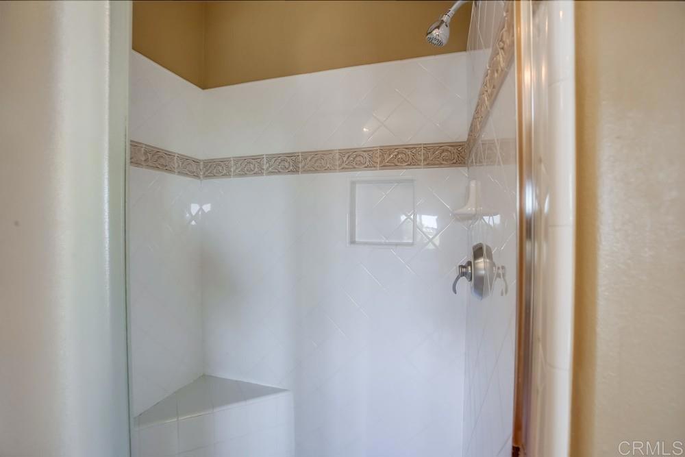 421 N Cedros Ave Property Photo 37