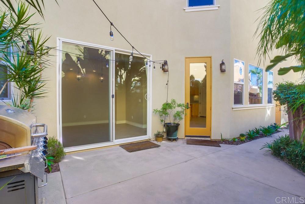 421 N Cedros Ave Property Photo 44