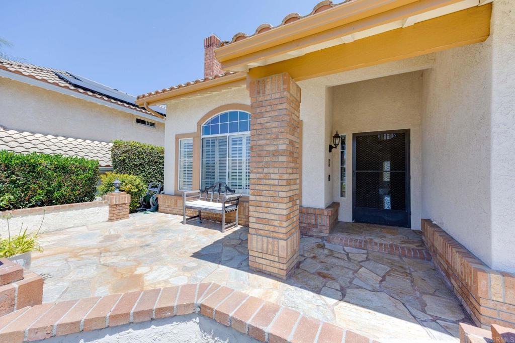 3730 Hillview Way Property Photo 3