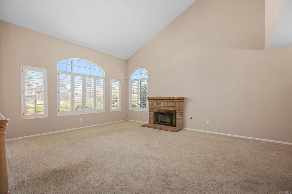 3730 Hillview Way Property Photo 7