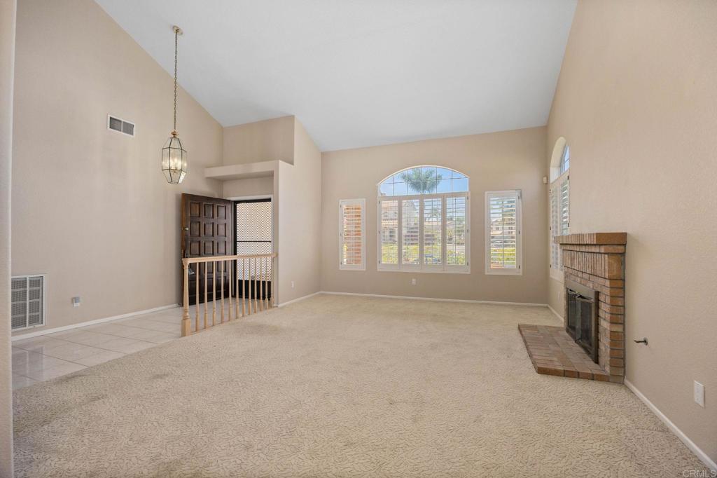3730 Hillview Way Property Photo 8