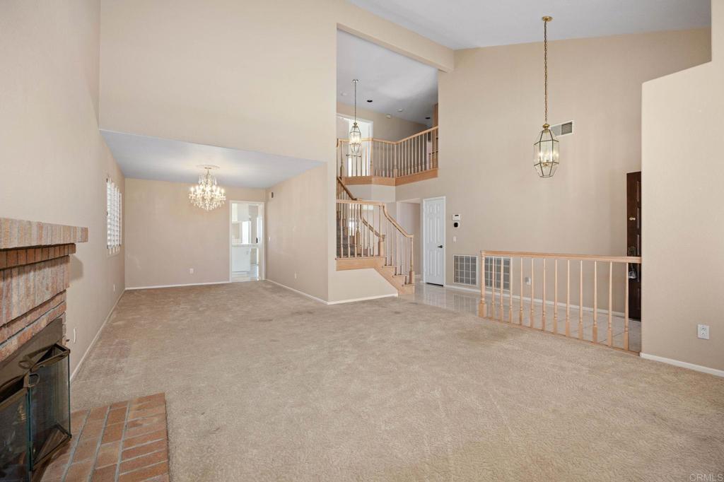 3730 Hillview Way Property Photo 9