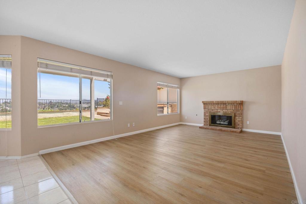 3730 Hillview Way Property Photo 12