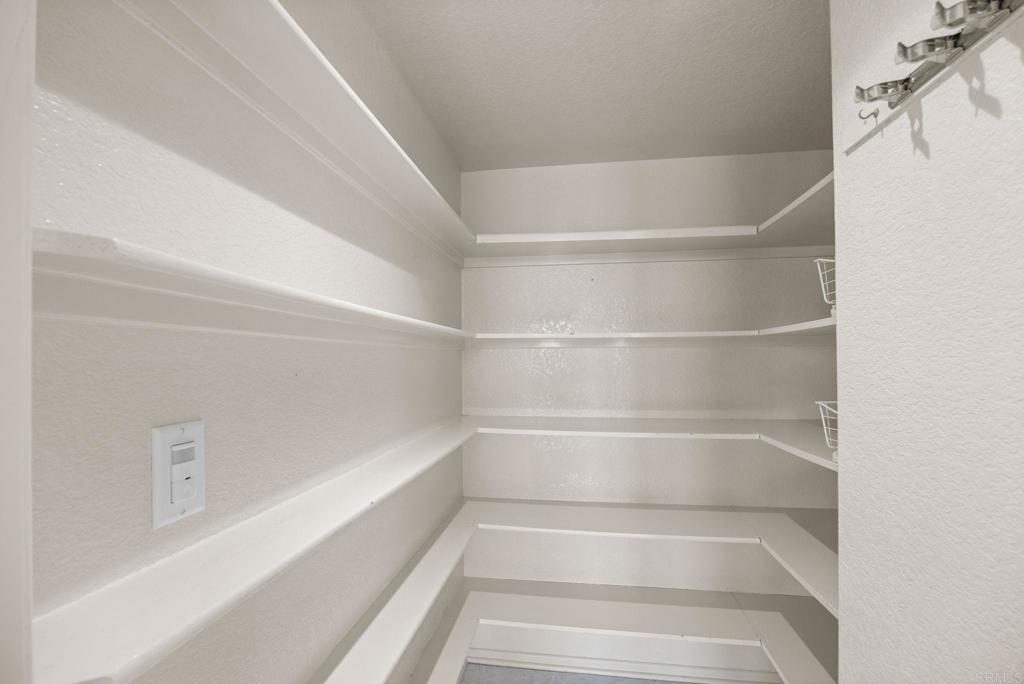 3730 Hillview Way Property Photo 18