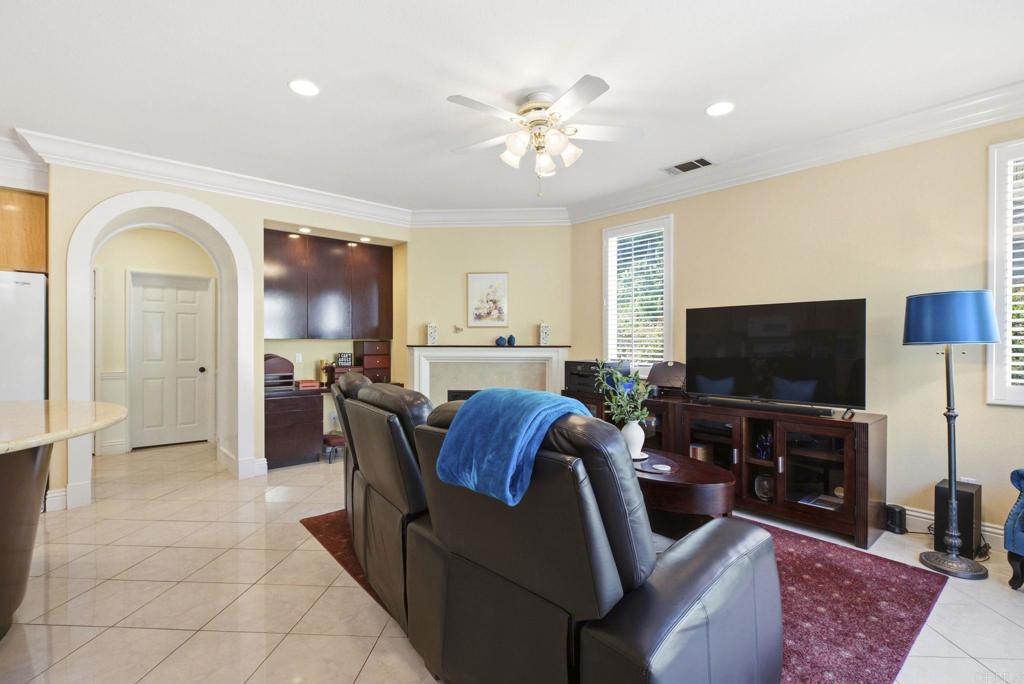 6056 Paseo Pradera Property Photo 15