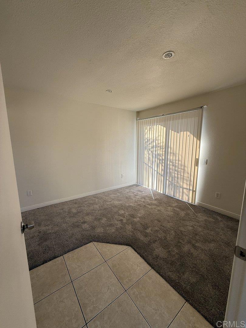 4120 Estrella Ave 14 Property Photo 5