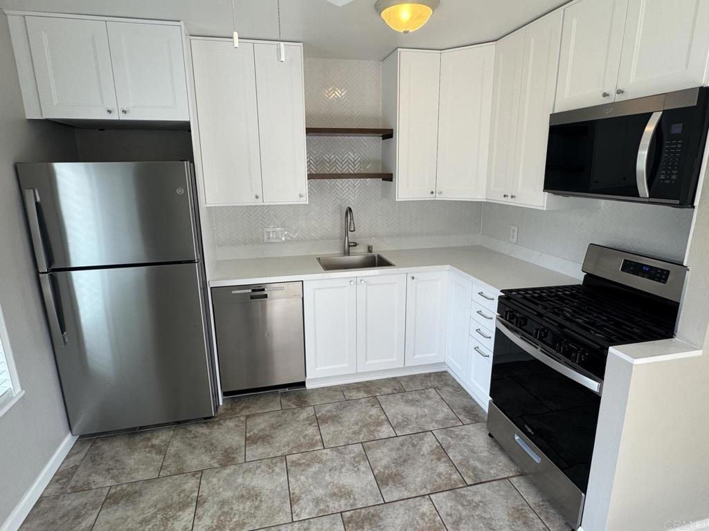 8659 Summerdale Road Property Photo 2