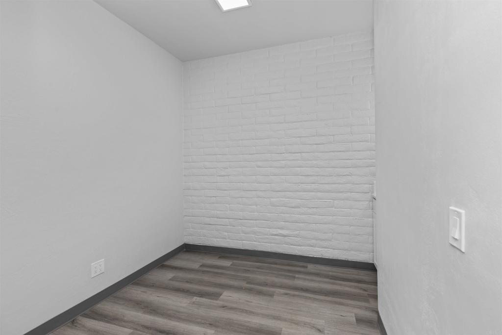 1027 E Grand Avenue Property Photo 39