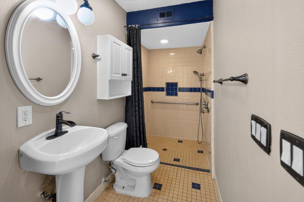 2138 Via Robles Property Photo 13