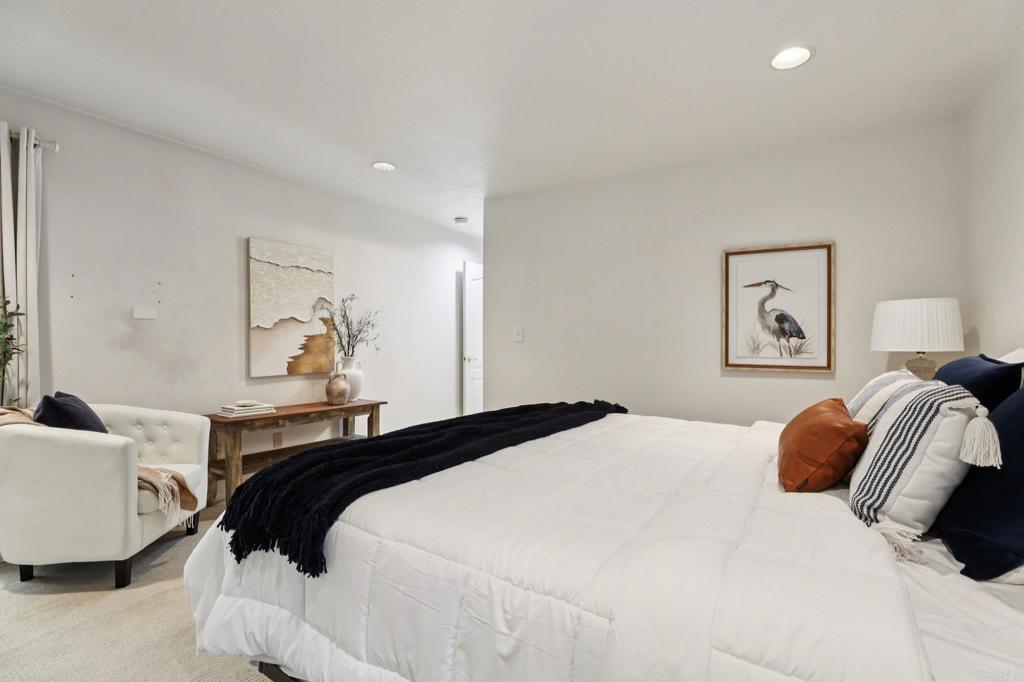 7126 Marina Pacifica Drive Property Photo 18