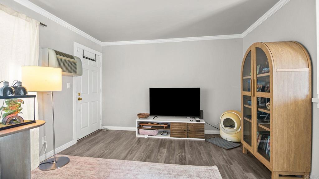 732 E Lexington Avenue 11 Property Photo 11