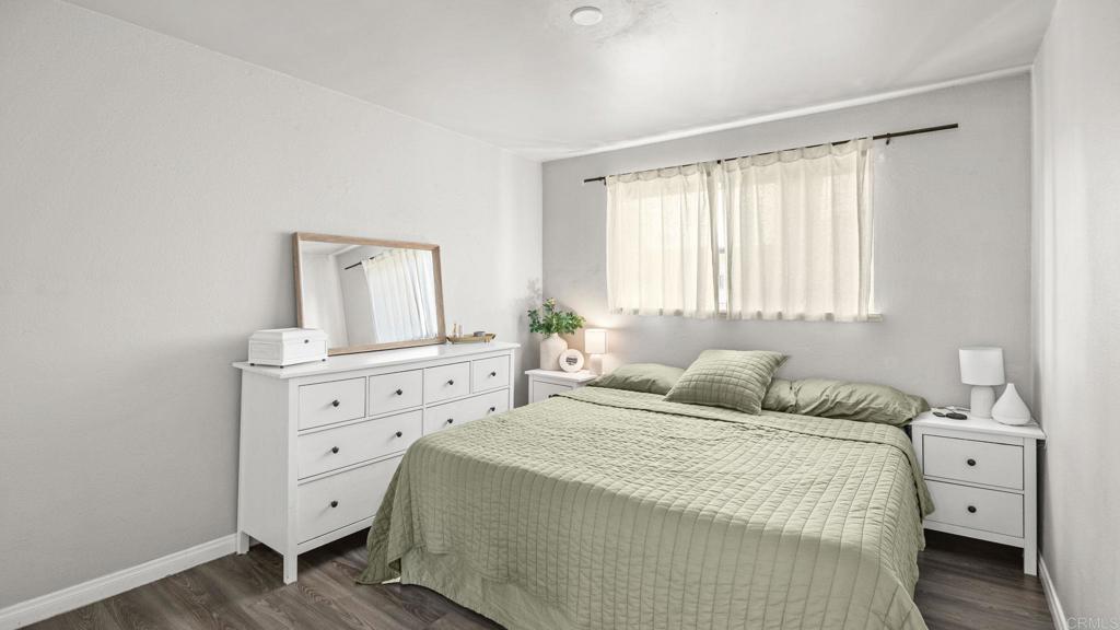 732 E Lexington Avenue 11 Property Photo 17