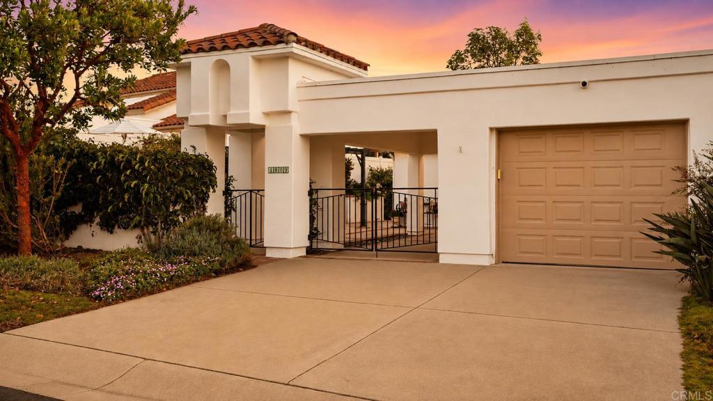 4909 Icaria Way Property Photo 29